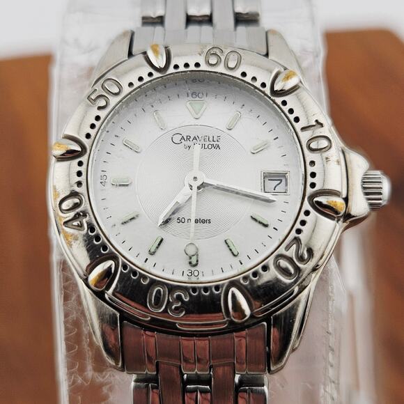 Carvelle By Bulova Silver Tone Date Dial Chronograph Watch Chunky Link Band - Picture 2 of 7